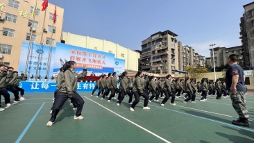 强奸大姑娘爽死了抽搐使劲插进去喷水视频免费看雁江教育 | “一校一品”特色教育 “点亮”多彩校园